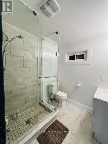 4746 Lovell Place, Niagara Falls, ON - Indoor Photo Showing Bathroom