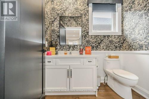 9 - 6 Beckett Drive, Brantford, ON - Indoor Photo Showing Bathroom