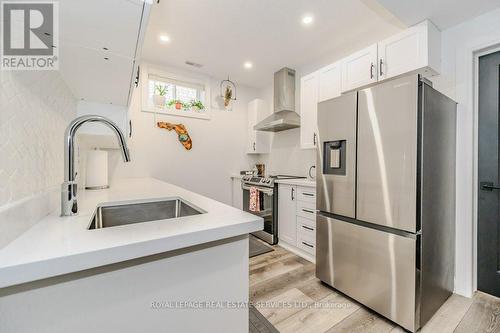 9 - 6 Beckett Drive, Brantford, ON - Indoor Photo Showing Kitchen With Stainless Steel Kitchen