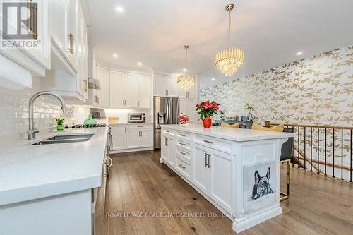 9 - 6 Beckett Drive, Brantford, ON - Indoor Photo Showing Kitchen With Double Sink With Upgraded Kitchen