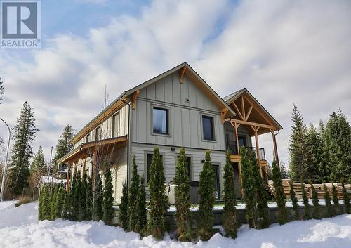 1005 Basin Lane, Revelstoke, BC - Outdoor