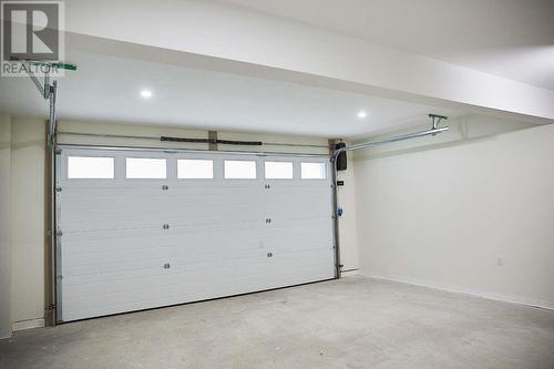 1005 Basin Lane, Revelstoke, BC - Indoor Photo Showing Garage