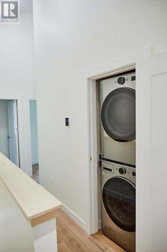 1005 Basin Lane, Revelstoke, BC - Indoor Photo Showing Laundry Room