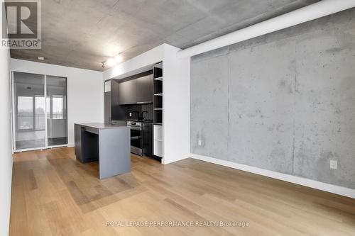 618 - 10 James Street, Ottawa, ON - Indoor Photo Showing Kitchen