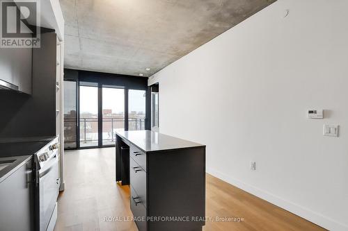 618 - 10 James Street, Ottawa, ON - Indoor Photo Showing Kitchen