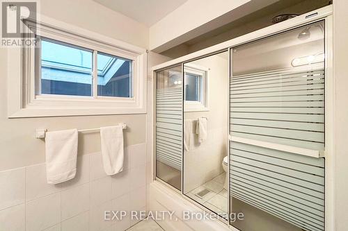 510 Nipigon Street, Oshawa, ON - Indoor Photo Showing Bathroom