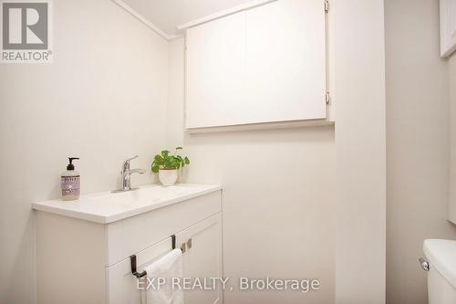 510 Nipigon Street, Oshawa, ON - Indoor Photo Showing Bathroom