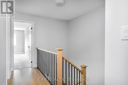 34 Periwinkle Road, Springwater, ON - Indoor Photo Showing Other Room