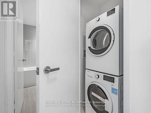 101 - 3883 Quartz Road, Mississauga, ON - Indoor Photo Showing Laundry Room