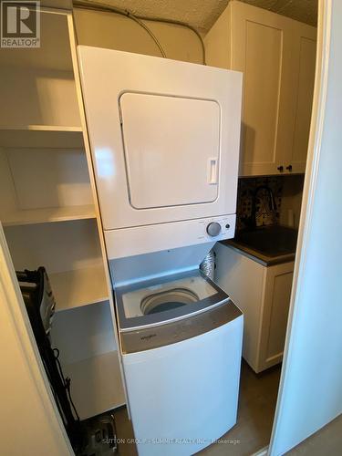 701 - 2301 Derry Road W, Mississauga, ON - Indoor Photo Showing Laundry Room