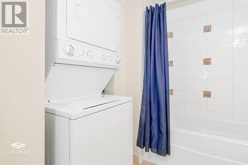 1503 4028 Knight Street, Vancouver, BC - Indoor Photo Showing Laundry Room