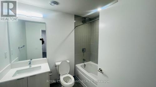 703 - 225 Malta Avenue, Brampton, ON - Indoor Photo Showing Bathroom