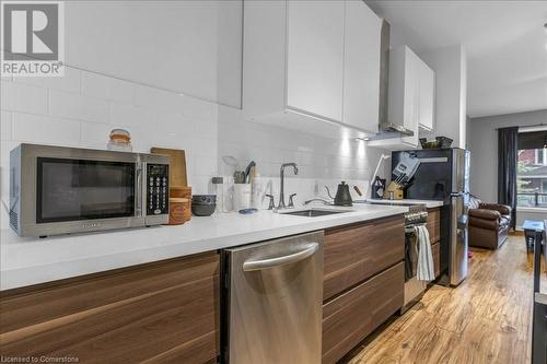 Unit 2 (Main Floor) Kitchen - 480 King William Street, Hamilton, ON - Indoor Photo Showing Kitchen