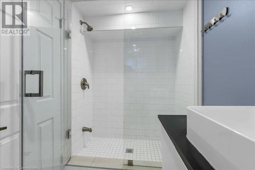 Unit 1 (Basement) Bathroom - 480 King William Street, Hamilton, ON - Indoor Photo Showing Bathroom