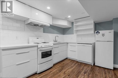 Unit 1 (Basement) Kitchen - 480 King William Street, Hamilton, ON - Indoor Photo Showing Kitchen