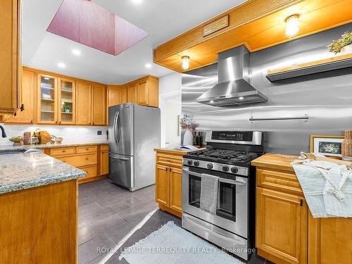 1 Henderson Ave, Markham, ON - Indoor Photo Showing Kitchen With Stainless Steel Kitchen