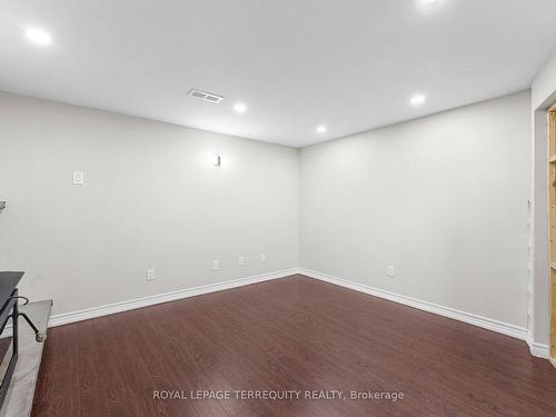 1 Henderson Ave, Markham, ON - Indoor Photo Showing Other Room