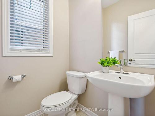 62 Waterview Lane N, Grimsby, ON - Indoor Photo Showing Bathroom