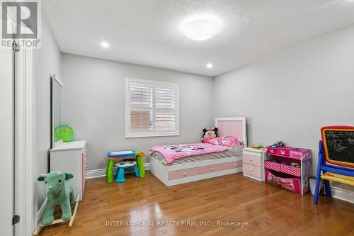 8 Redwillow Road, Brampton, ON - Indoor Photo Showing Bedroom