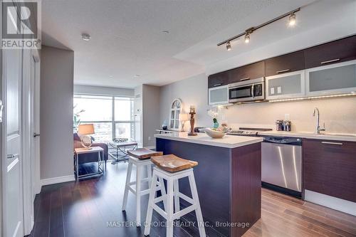 1205 - 386 Yonge Street, Toronto, ON - Indoor Photo Showing Kitchen With Stainless Steel Kitchen