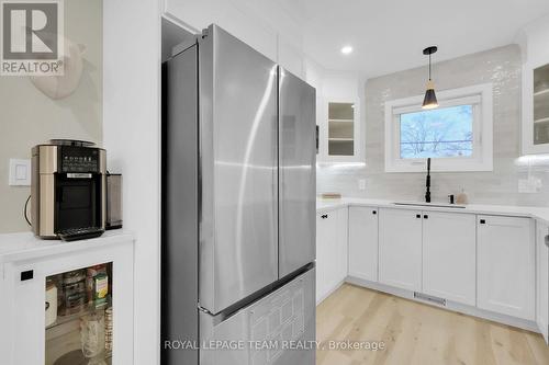 550 Donald Street, Ottawa, ON - Indoor Photo Showing Kitchen