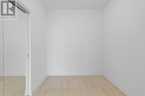 2201 - 127 Broadway Avenue, Toronto, ON - Indoor Photo Showing Other Room