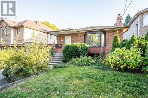 299 Holmes Avenue, Toronto, ON - Outdoor