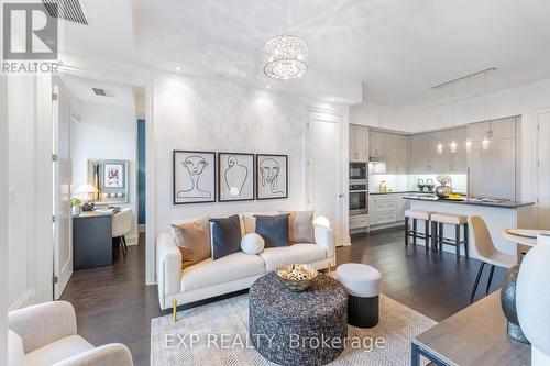 233 - 20 Fred Varley Drive, Markham, ON - Indoor Photo Showing Living Room