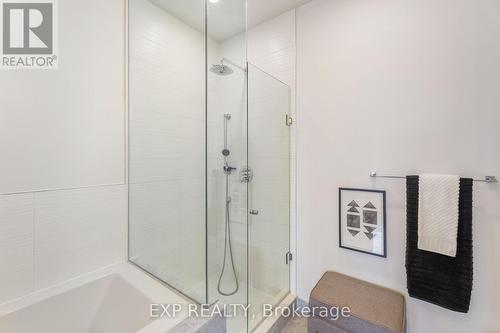 233 - 20 Fred Varley Drive, Markham, ON - Indoor Photo Showing Bathroom