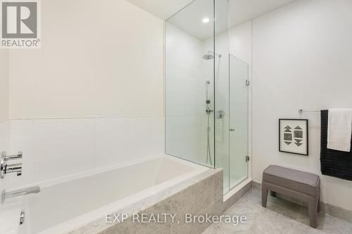 233 - 20 Fred Varley Drive, Markham, ON - Indoor Photo Showing Bathroom