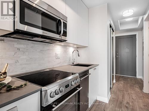 2308 - 42 Charles Street E, Toronto, ON - Indoor Photo Showing Kitchen With Upgraded Kitchen