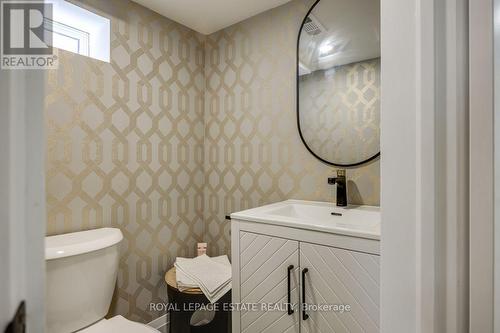 7 Ferncroft Drive, Toronto, ON - Indoor Photo Showing Bathroom