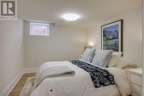 7 Ferncroft Drive, Toronto, ON - Indoor Photo Showing Bedroom