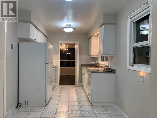 251 Poyntz Avenue, Toronto, ON - Indoor Photo Showing Kitchen