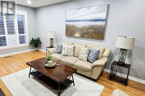 12 Bushwood Court, Toronto, ON - Indoor Photo Showing Living Room