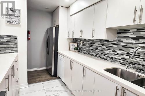 12 Bushwood Court, Toronto, ON - Indoor Photo Showing Kitchen