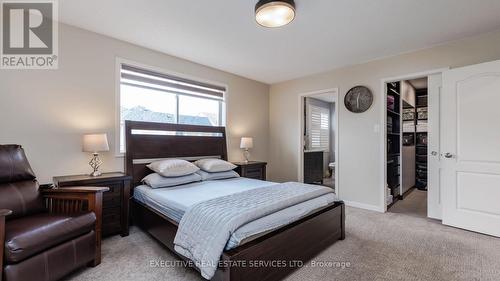 1129 Meighen Way, Milton, ON - Indoor Photo Showing Bedroom