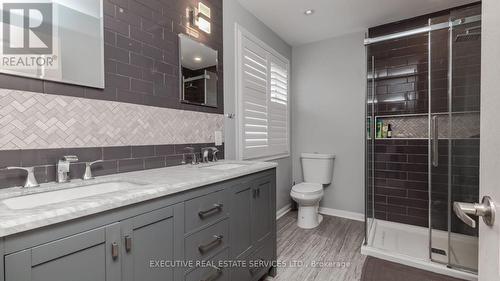 1129 Meighen Way, Milton, ON - Indoor Photo Showing Bathroom