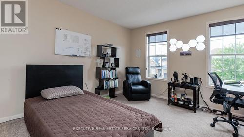 1129 Meighen Way, Milton, ON - Indoor Photo Showing Bedroom