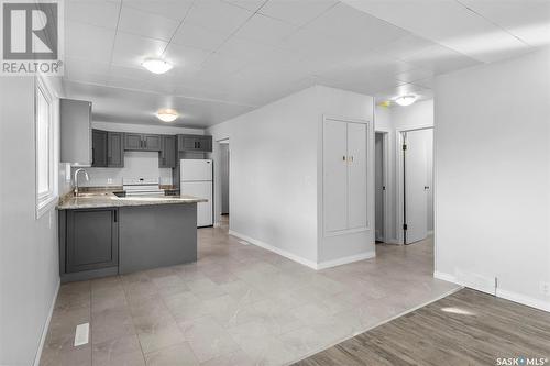 211 3Rd Avenue W, Watrous, SK - Indoor Photo Showing Kitchen