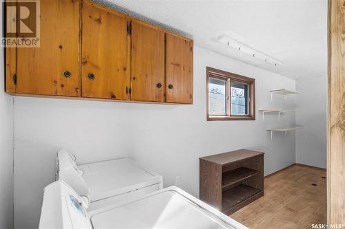 211 3Rd Avenue W, Watrous, SK - Indoor Photo Showing Laundry Room