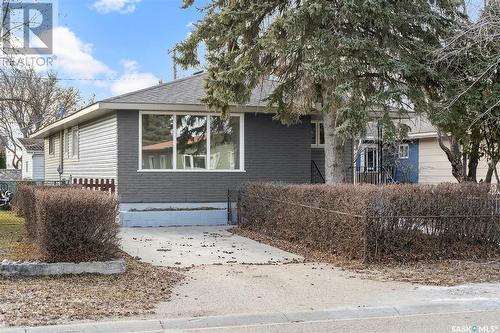 211 3Rd Avenue W, Watrous, SK - Outdoor