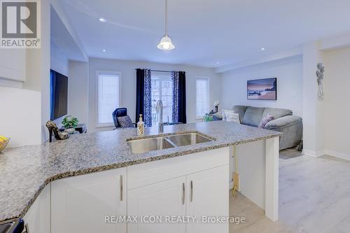 42 - 169 South Creek Drive, Kitchener, ON - Indoor Photo Showing Kitchen With Double Sink