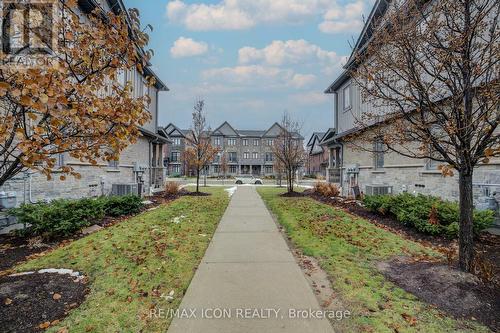 42 - 169 South Creek Drive, Kitchener, ON - Outdoor