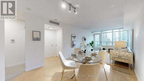 916 - 33 Empress Avenue, Toronto, ON - Indoor Photo Showing Dining Room