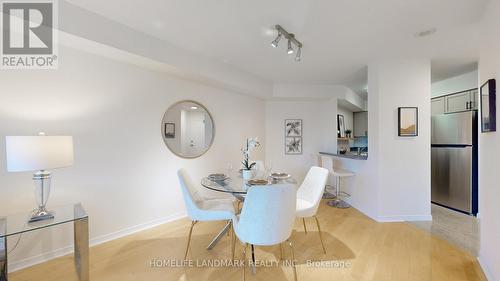 916 - 33 Empress Avenue, Toronto, ON - Indoor Photo Showing Dining Room