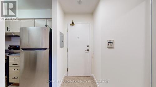 916 - 33 Empress Avenue, Toronto, ON - Indoor Photo Showing Other Room