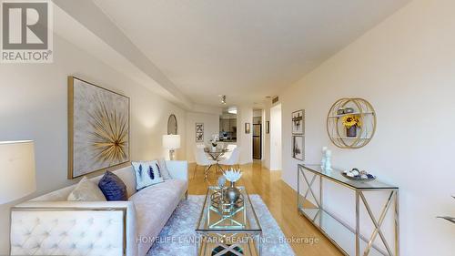 916 - 33 Empress Avenue, Toronto, ON - Indoor Photo Showing Living Room