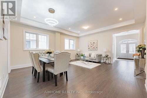 11 Sweet Gale Crescent, Richmond Hill, ON - Indoor Photo Showing Dining Room