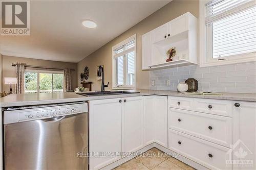 48 Maricona Way, Ottawa, ON - Indoor Photo Showing Kitchen